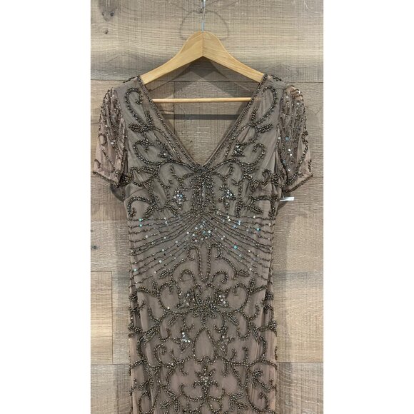 PISARRO NIGHTS Beaded Mesh Column Gown In Oyster size 2 - Picture 4 of 8